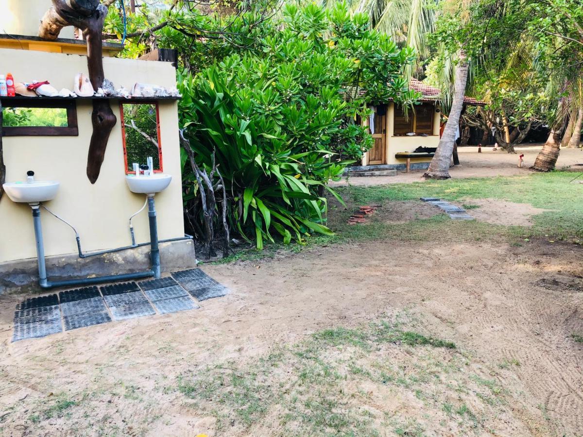 Kite House Cafe Bed & Breakfast Kalpitiya Bagian luar foto